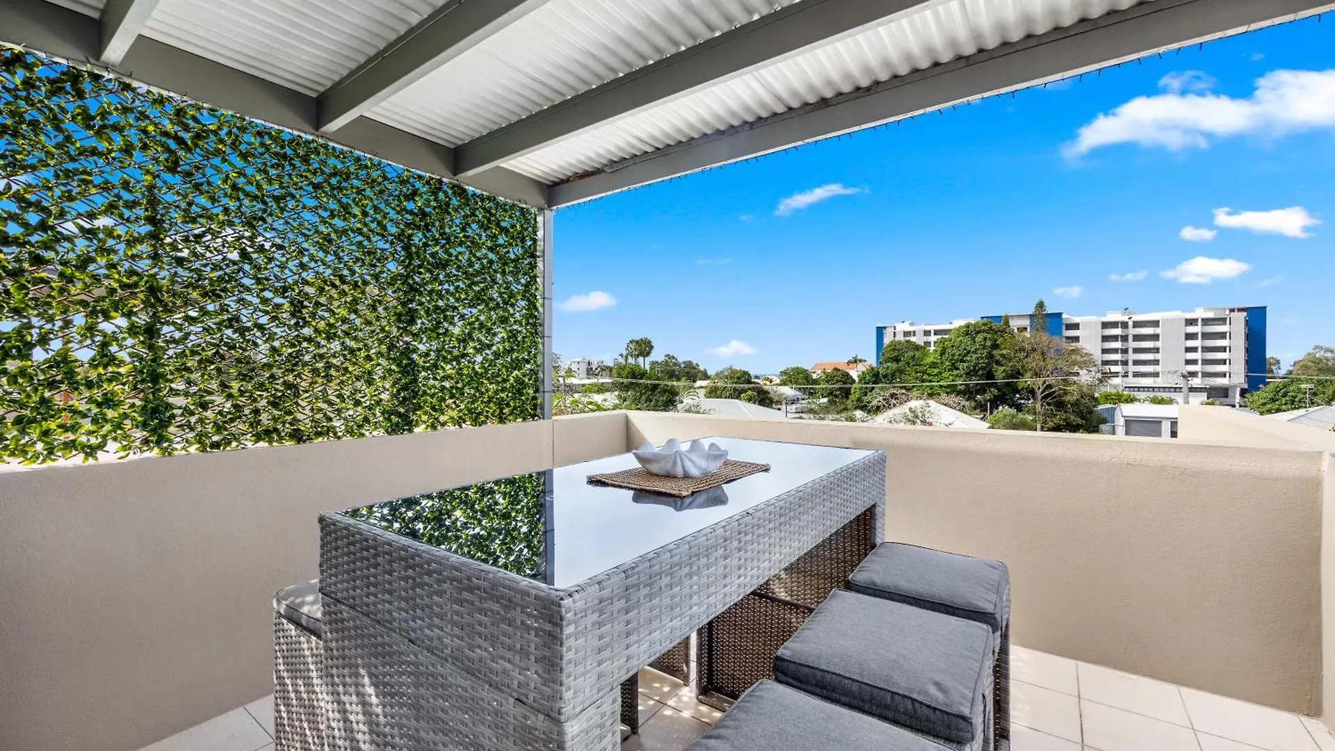 'Bay View' With Pool And Rooftop Entertaining Area Hervey Bay