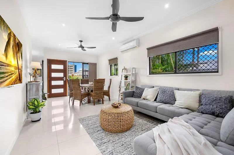 'Bay View' With Pool And Rooftop Entertaining Area Hervey Bay Apartmán